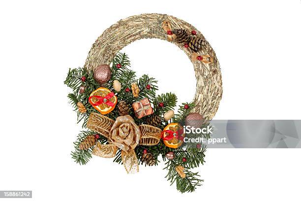 Corona Di Natale - Fotografie stock e altre immagini di Clipping path - Clipping path, Colore verde, Composizione orizzontale