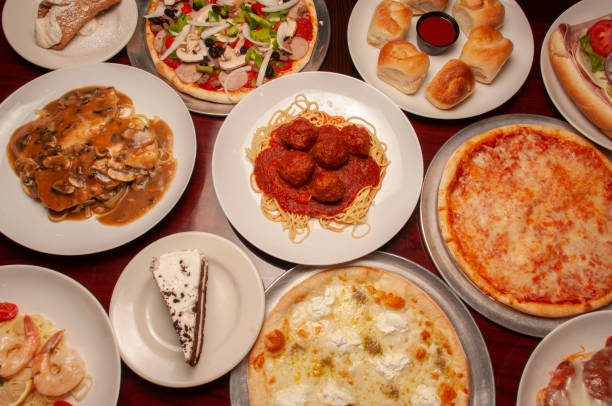 istock Delicious Italian Food 1588889163