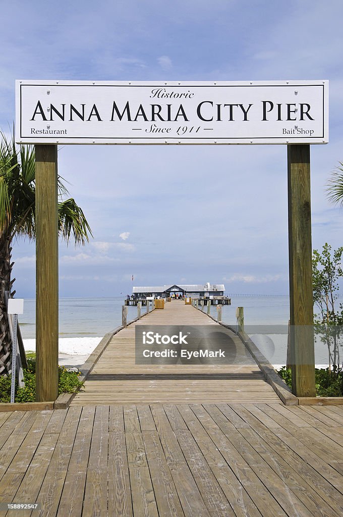 Anna Maria City Pier Historic Anna Maria City Fishing Pier on Anna Maria Island, Forida Anna Maria Island Stock Photo