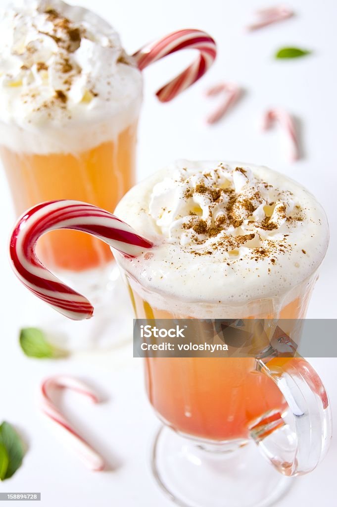 Sidra de manzana caliente con crema batida - Foto de stock de Bebida libre de derechos