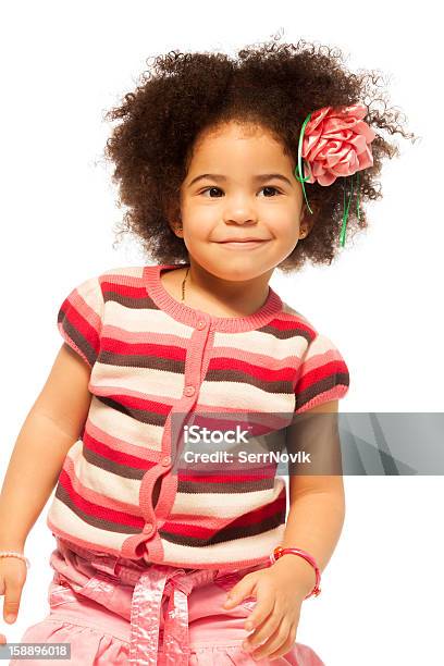 Ritratto Di Bambina Nero - Fotografie stock e altre immagini di Bambine femmine - Bambine femmine, Capelli afro naturali, Sfondo bianco