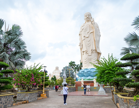 February 20,2023.\nPutuo Mountain, Zhoushan City, Zhejiang Province.\nMount Putuo Scenic Spot is a national AAAAA tourist attraction.\nMount Putuo south a Buddism godness Guanyin Statue is 33 meters, \namong which the bronze statue is 18 meters high. It weighs more than 70 tons. It was established in 1996.\nThe figure of Guanyin is dignified and kind. The bronze statue of  Mount Putuo south a Buddism godness Guanyin has become one of the new landmarks of Mount Putuo,which is of great significance to social culture and economic development.\n Devotees from all over the country come to visit and pray continuously in an endless stream.