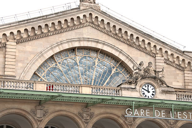 istock Train station from 19th century in Paris 158909671