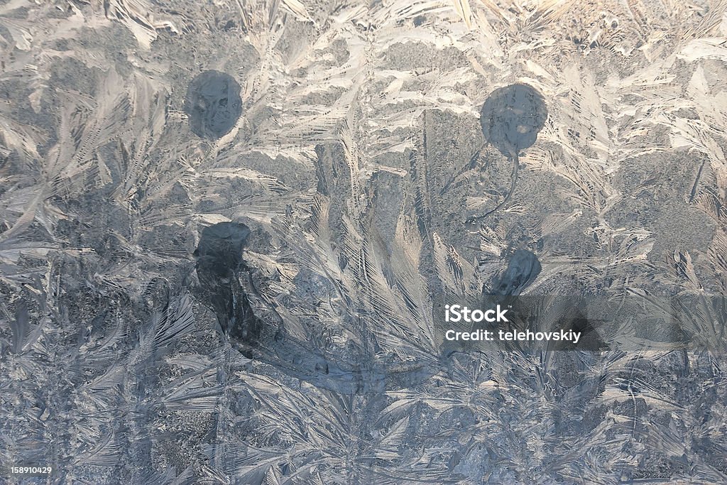 Padrões de gelo no inverno de - Foto de stock de Azul royalty-free