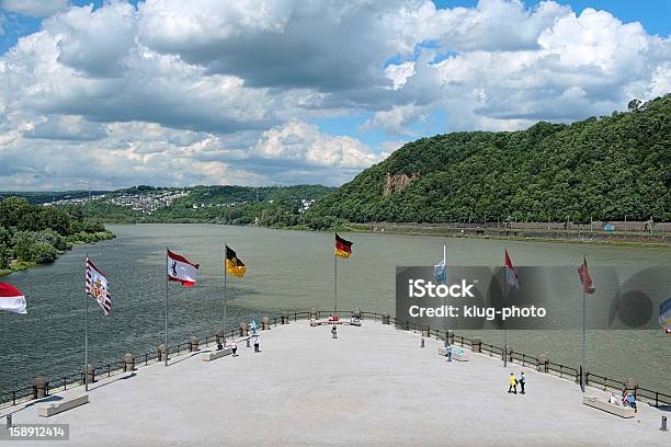 Deutsches Eck A Coblenza Germania - Fotografie stock e altre immagini di Deutsches Eck