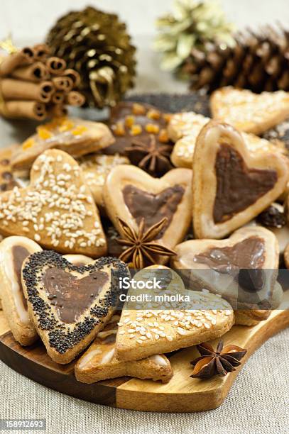 Biscotti Di Natale - Fotografie stock e altre immagini di A forma di stella - A forma di stella, Ambientazione interna, Anice