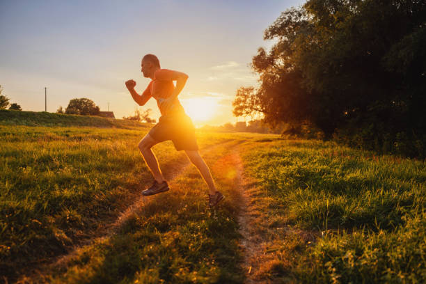 istock Man jogging outdoors 1589192459