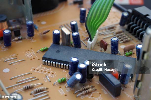 Contol System Chip Electronic Controller Chip Stock Photo - Download Image Now - CPU ...