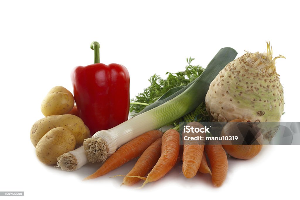 Mûre frais mélange de légumes isolé sur fond blanc - Photo de Aliment libre de droits