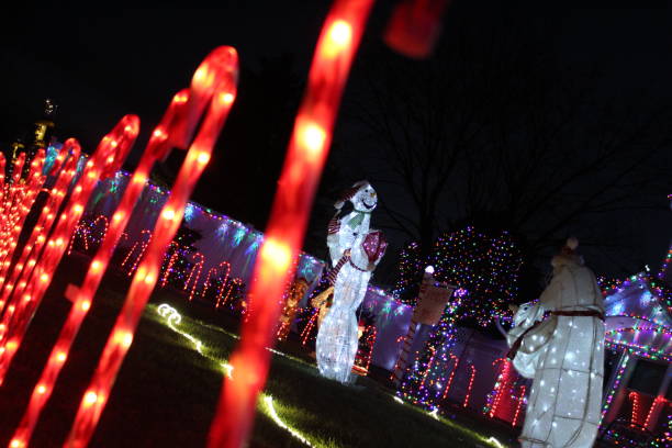 istock Christmas lights at night 1589651600