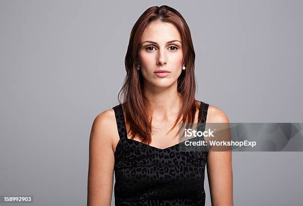 Smart Seria Donna - Fotografie stock e altre immagini di Adulto - Adulto, Affari, Beautiful Woman