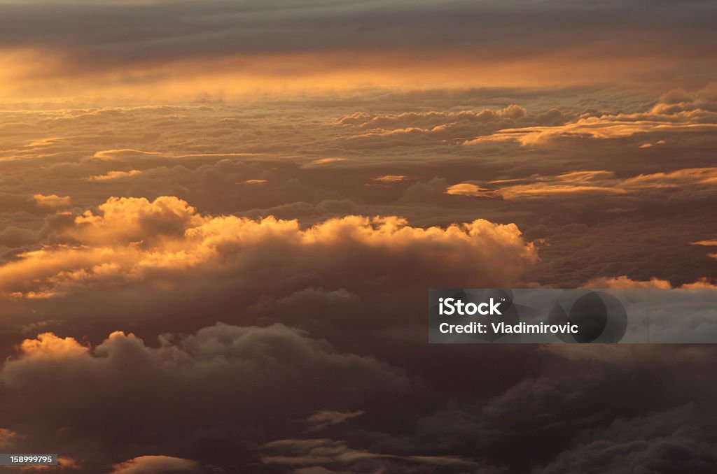 Nuvens acima - Foto de stock de Abstrato royalty-free