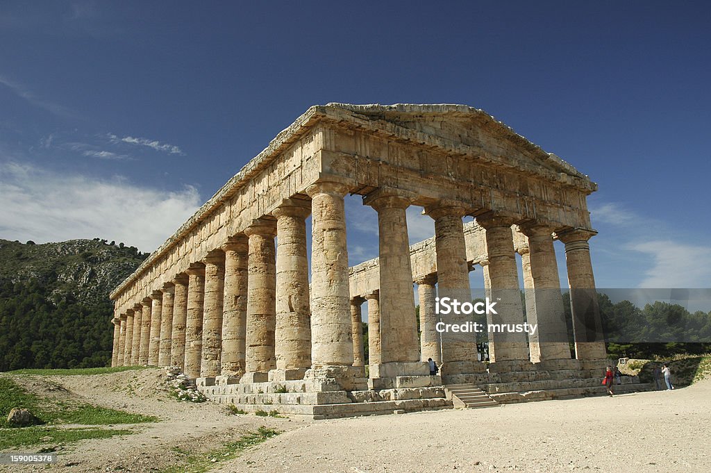 Le Style dorique temple de Segesta - Photo de Ségeste libre de droits