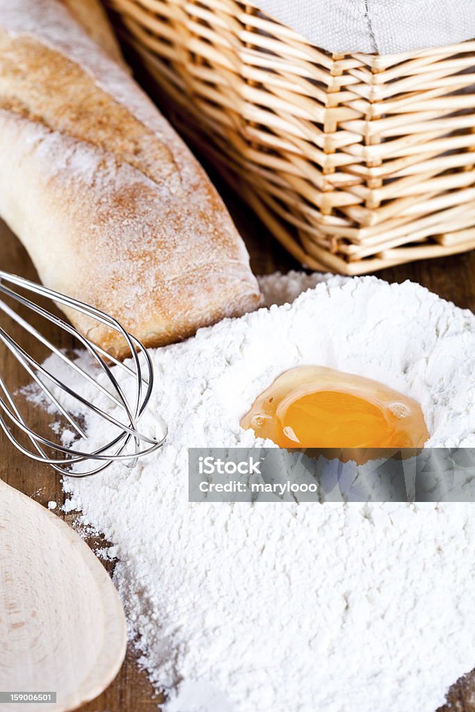 小麦粉、パン、卵、キッチン用品 - キッチンのロイヤリティフリーストックフォト