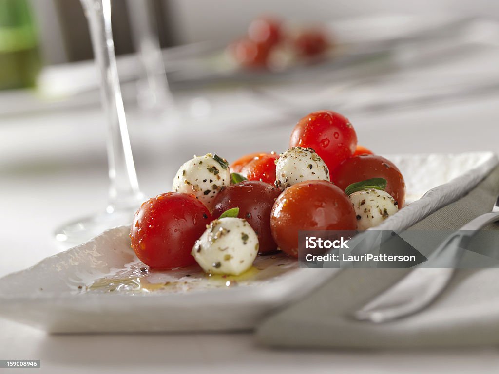 Tomate e Salada de Mozzarella - Royalty-free Acompanhamento Foto de stock