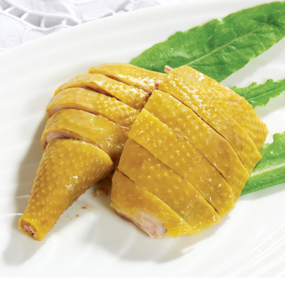 Boiled chicken legs cut into pieces. Keep the fresh taste of a Chinese cooking methods.