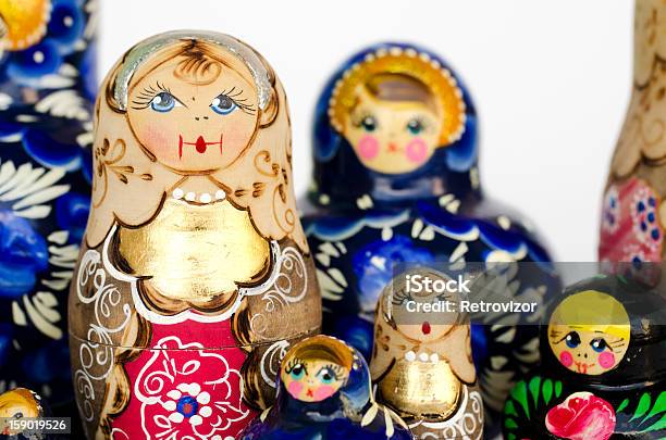 Babushka Ninhos Dolls - Fotografias de stock e mais imagens de Azul - Azul, Babushka, Boneca