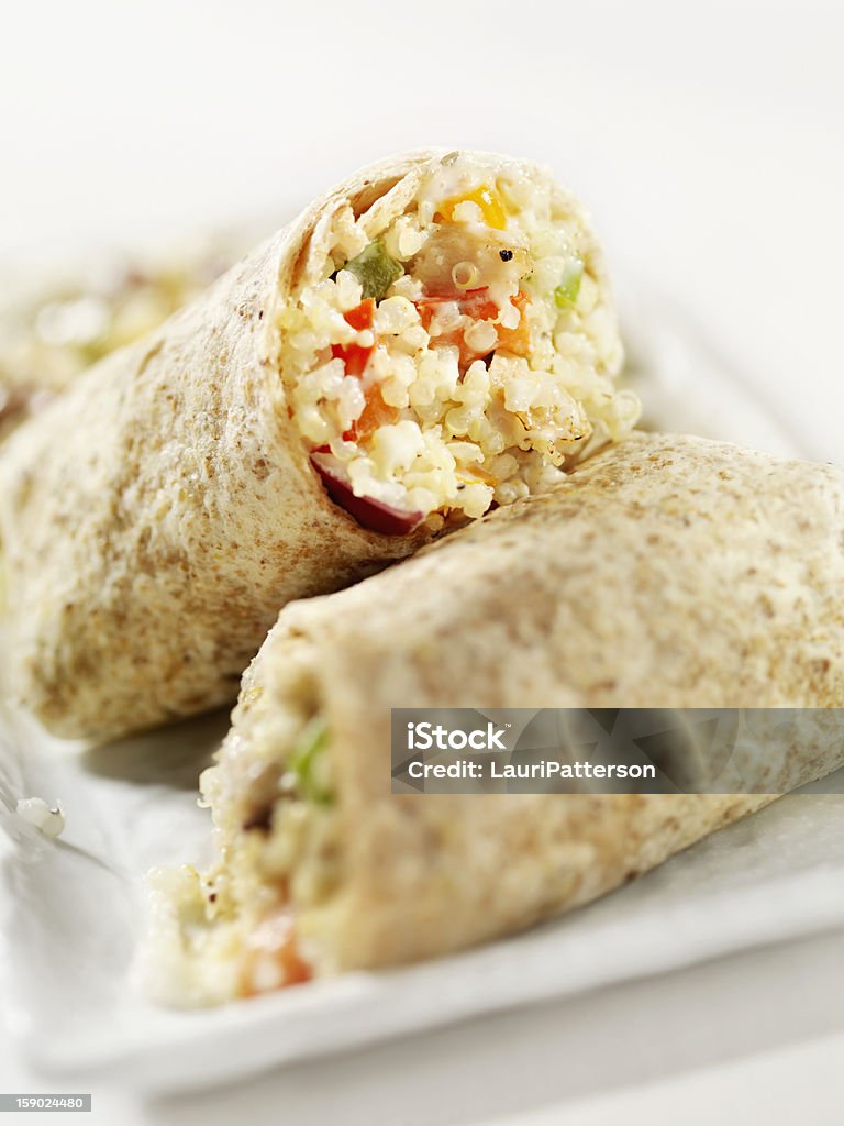 Creme de Quinoa e Wrap de salada de frango - Foto de stock de Arroz Miúdo do Peru royalty-free