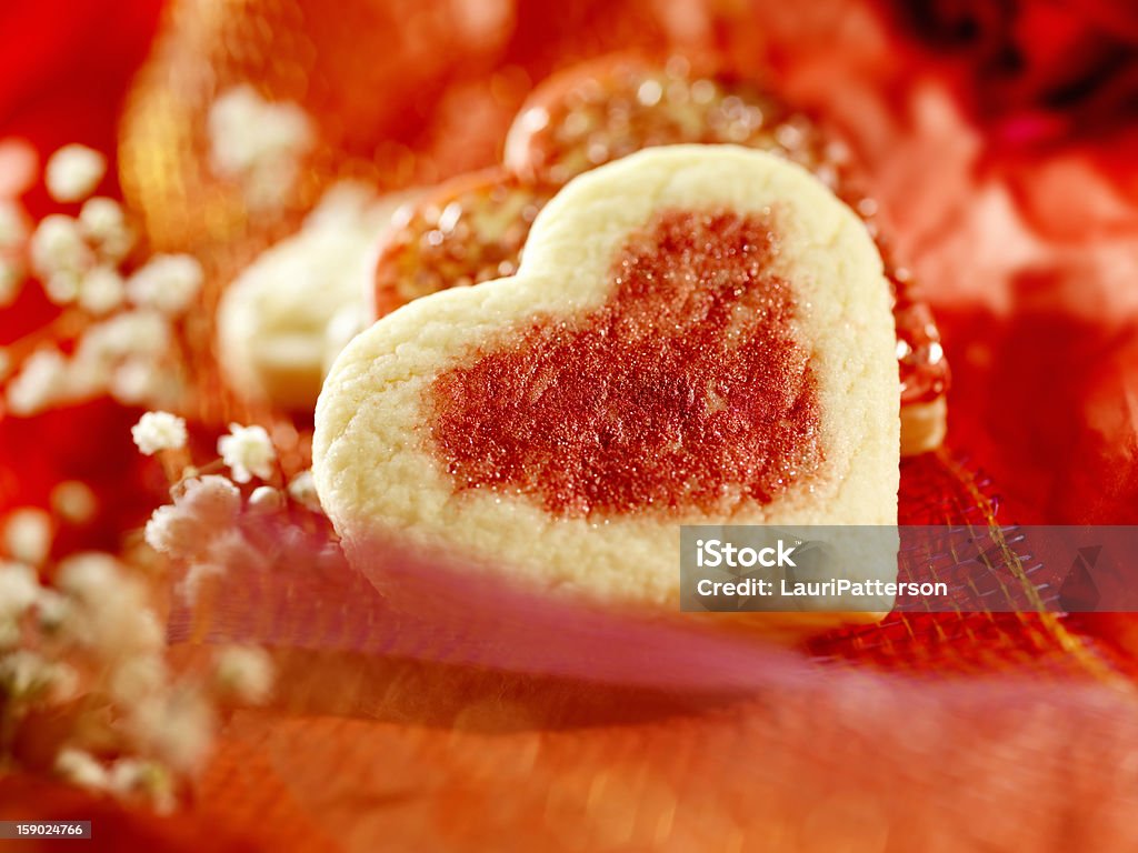 Biscotti a forma di cuore San Valentino - Foto stock royalty-free di Alimentazione non salutare