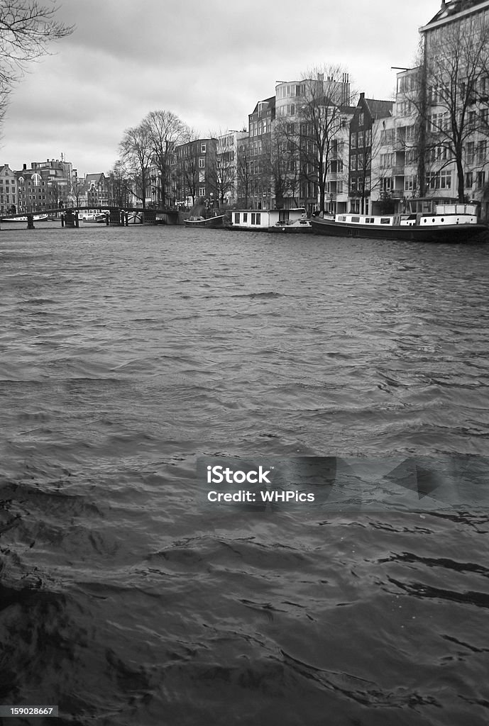 Широкие воды - Стоковые фото Grachtenpand роялти-фри