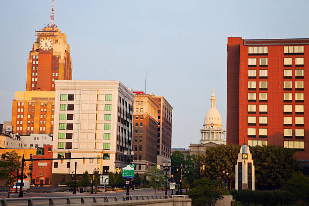 istock Lansing, Michigan at sunrise 159030381