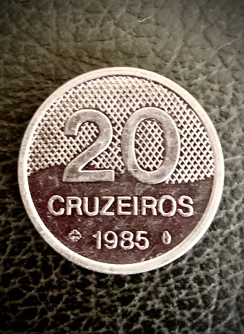 Old coin from Brazil ,20 cruzeiros ,year 1985.