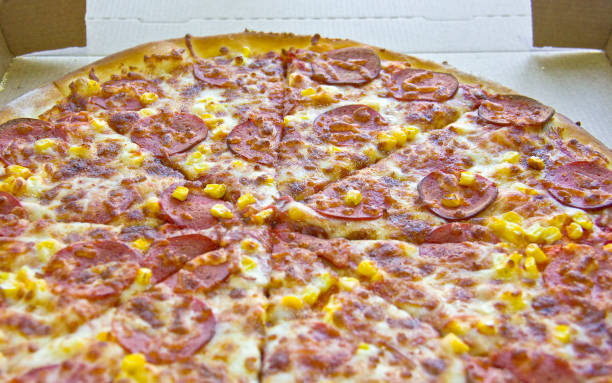 istock Homemade Sucuk Pizza 1590368778