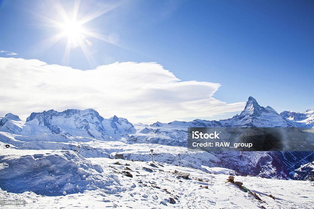 Winter Schweizer Landschaft auf der Schweiz hills mit mountain gleich - Lizenzfrei Alpen Stock-Foto