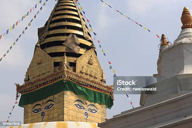 Будда В Глаза На Swayambhunath Ступа — стоковые фотографии и другие картинки Будда - Будда, Буддизм, Глаз