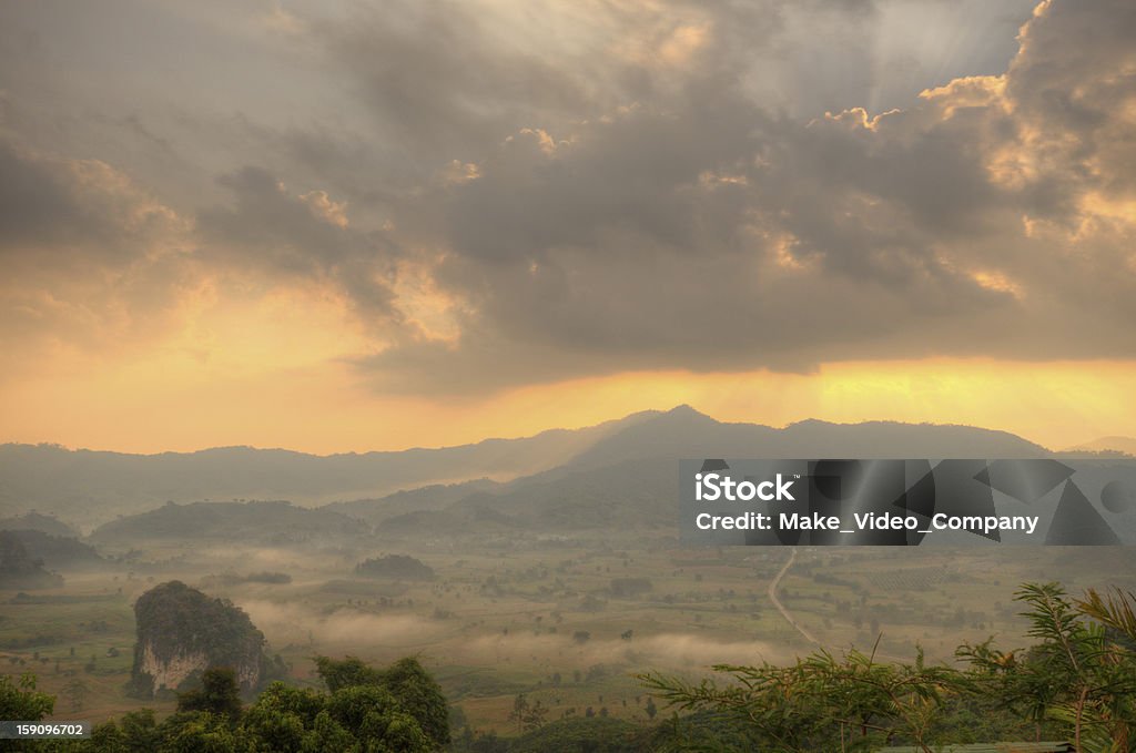 Aussichtspunkt wunderschöne im "Phu-Lang-ka" Phayao, Nord-Thailand - Lizenzfrei Anhöhe Stock-Foto