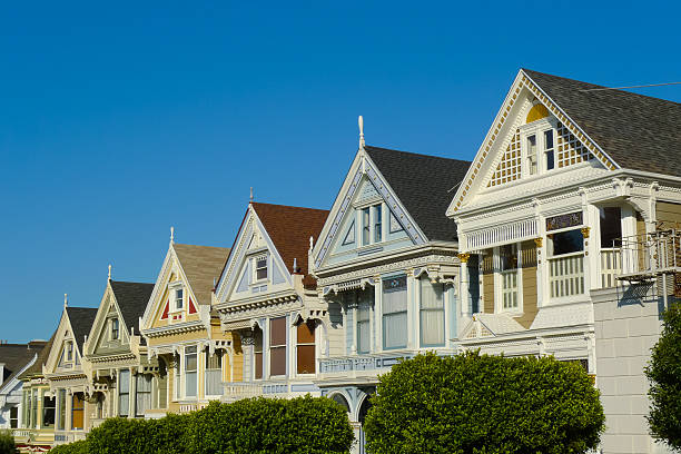 istock Victorian houses in Alamo Square 159112460