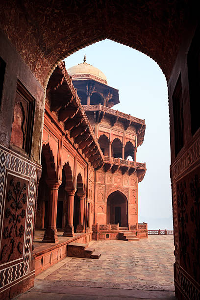 istock fort in taj mahal complex 159114060