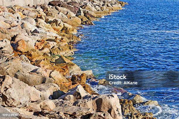 Rocky Costa De Cerdeña Foto de stock y más banco de imágenes de Agua - Agua, Aire libre, Azul