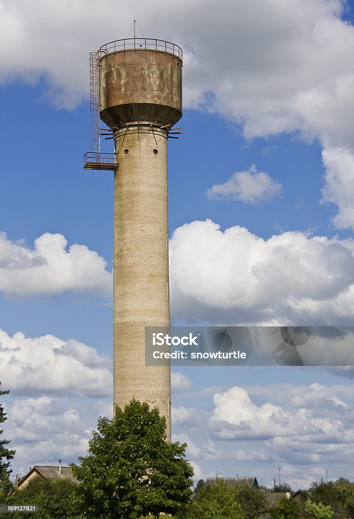 Torre de tijolos water - Foto de stock de Alto - Descrição Geral royalty-free