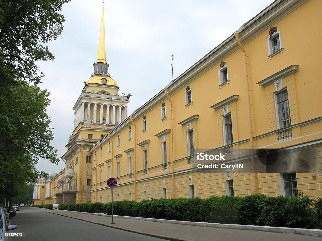 Bulding et street à Saint-Pétersbourg - Photo de Arranger libre de droits
