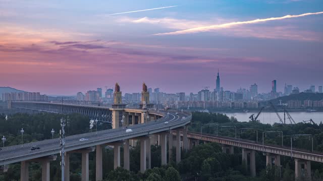 Sunrise of Nanjing Yangtze River Bridge time-lapse