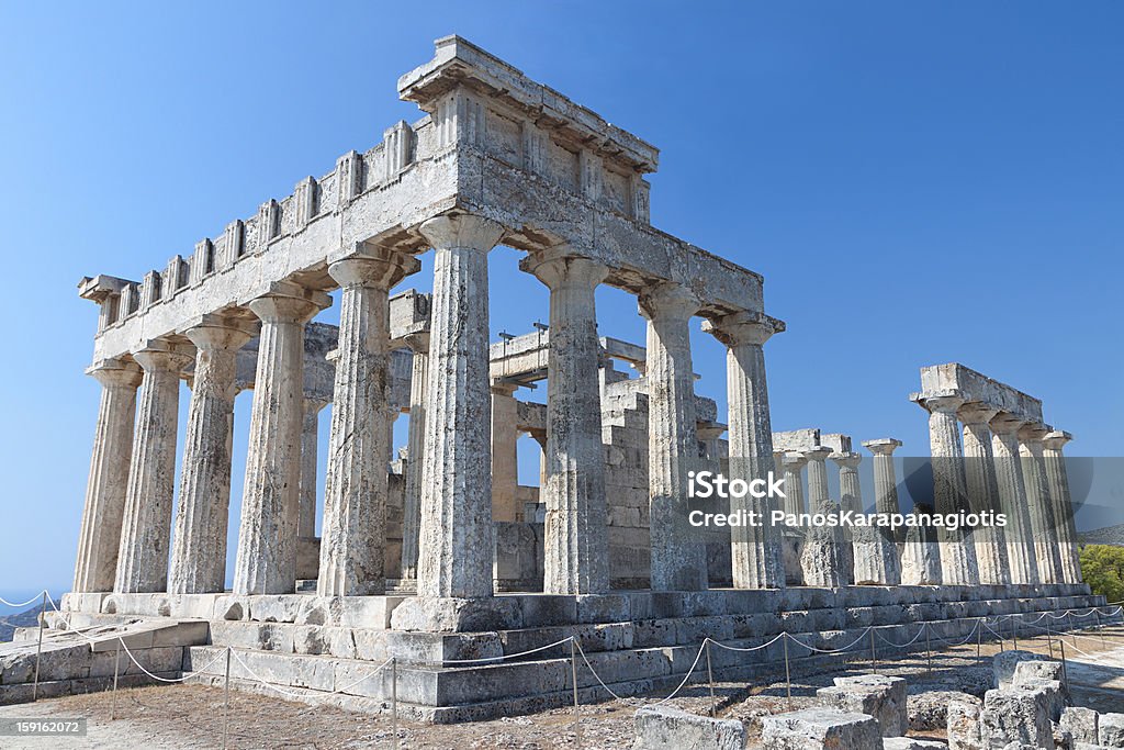 Antigo templo de Aphaia em Aegina island na Grécia - Royalty-free Acrópole - Atenas Foto de stock