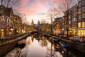 Sunset at the Spiegelgracht in the old town of Amsterdam.