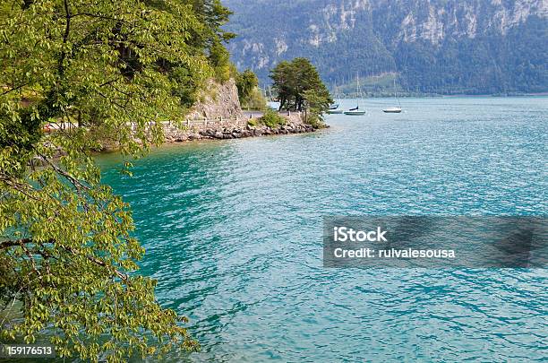 Swiss Lago Foto de stock y más banco de imágenes de Agua - Agua, Aire libre, Alpes Europeos