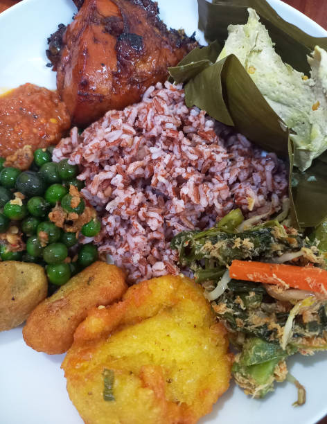 istock Indonesian Food - Nasi Timbel. 1591977335