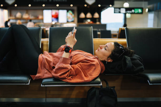 istock Long layover at the airport 1592030416