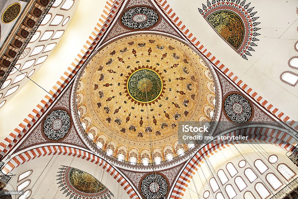 Mosquée Süleymaniye à Istanbul, Turquie-Dôme - Photo de Antique libre de droits