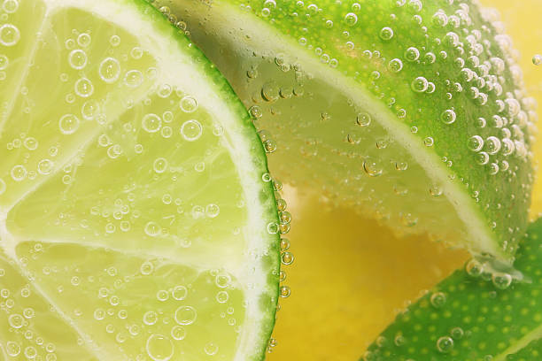 istock Lemon and lime slices in water 159209309