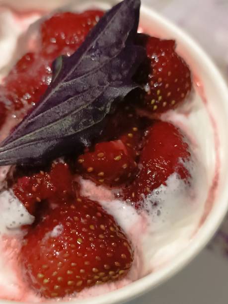 istock Ice cream. Strawberries. Basilica. 1592225077