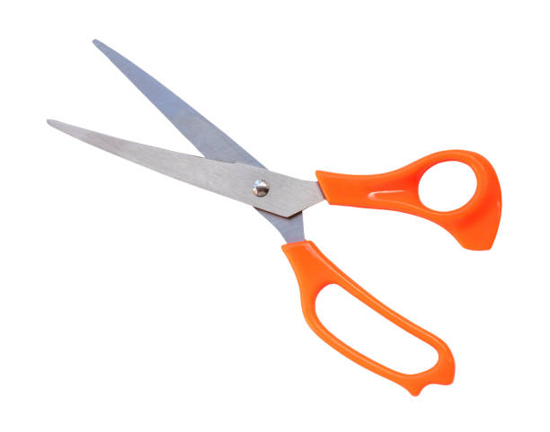 универсальные ножницы с оранжевой ручкой, изолированные на белом фоне с обтравочным контуром. - small putty knife box cutter knife knife стоковые фото и изображения