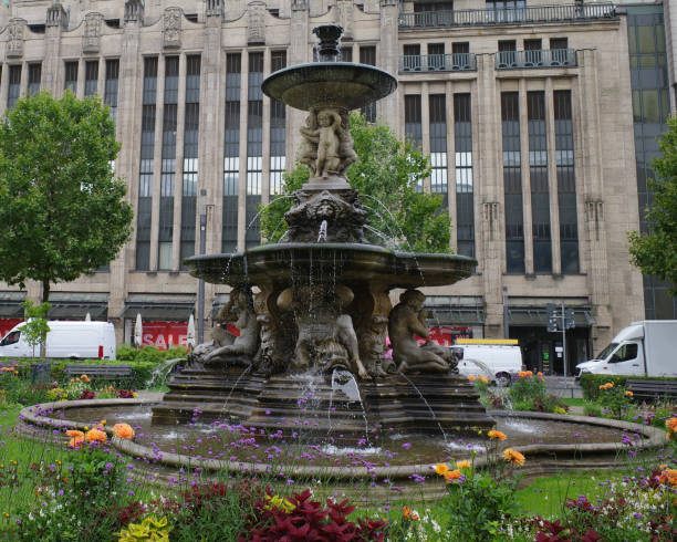 istock Famous square with an old fountain in Duesseldorf 1592338622