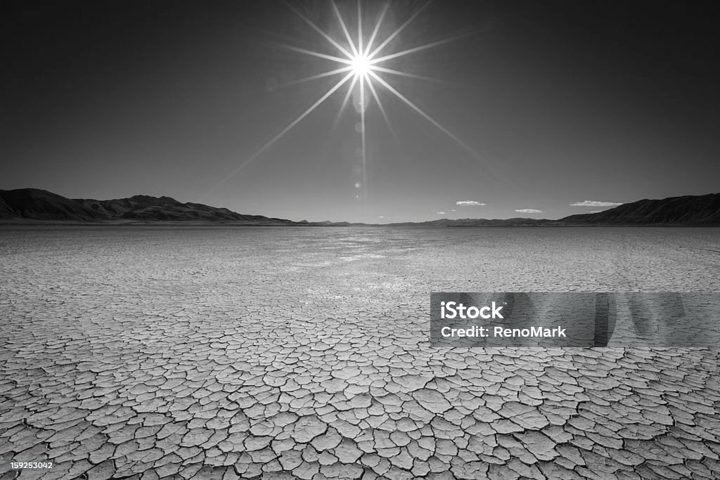 太陽を浴びながら、プラヤ - ブラックロック砂漠のロイヤリティフリーストックフォト