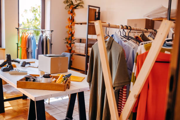 istock Picking and preparing clothes for delivery service 1592610251