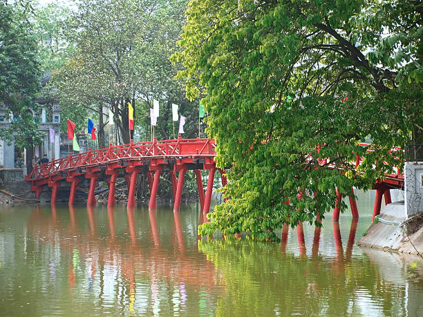 istock Red Bridge in Hoan Kiem Lake 159277558