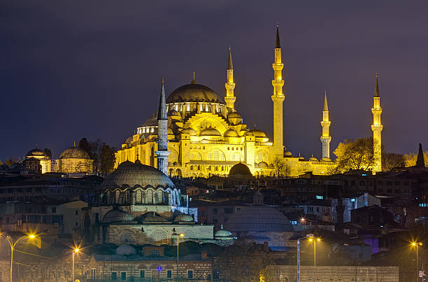 istock Suleymaniye Mosque night view, Istanbul, Turkey 159277561